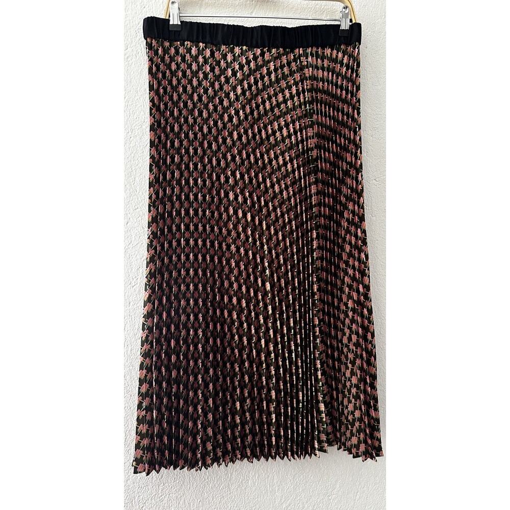Scotch & Soda Black and Pink Pleated Midi Skirt - Picture 2 of 11